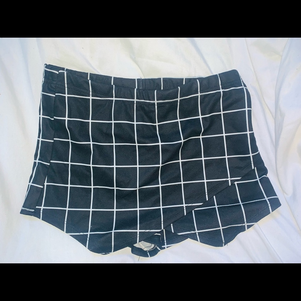 Skort